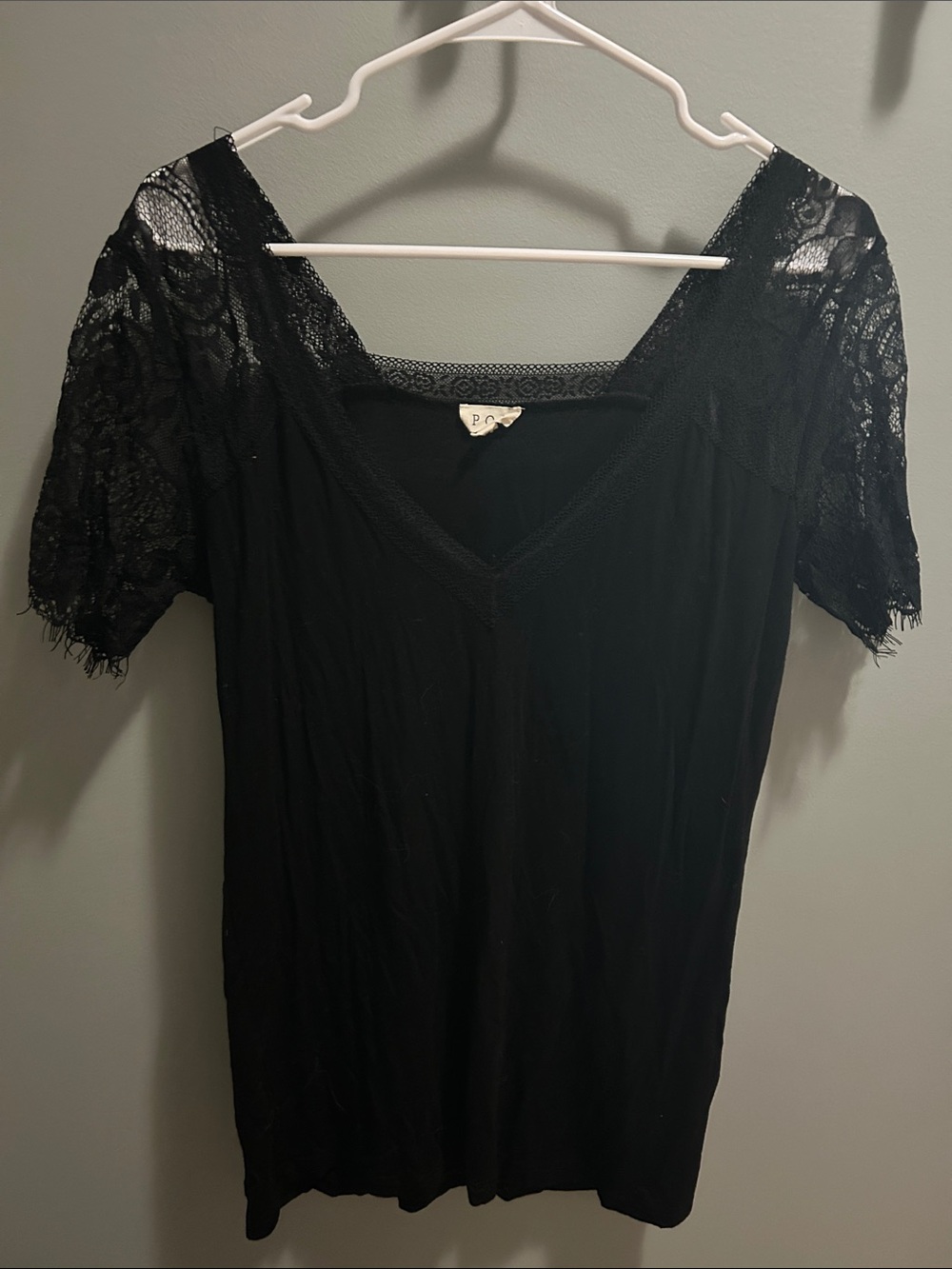 POL Black Lace Sleeve V-Neck Top